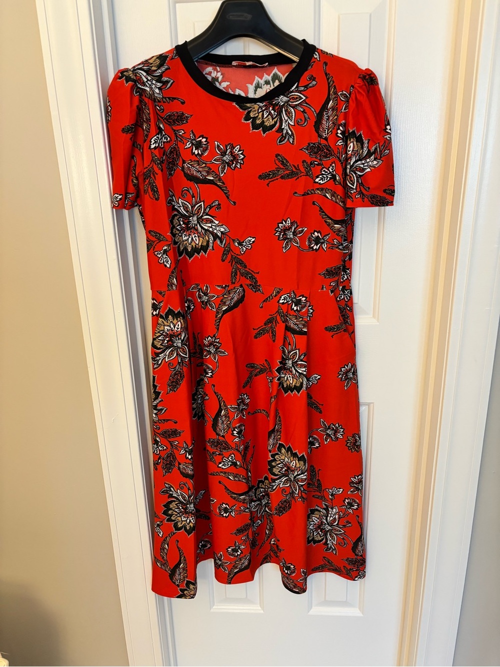 Jude Connally Dress Perfect for Fall!
